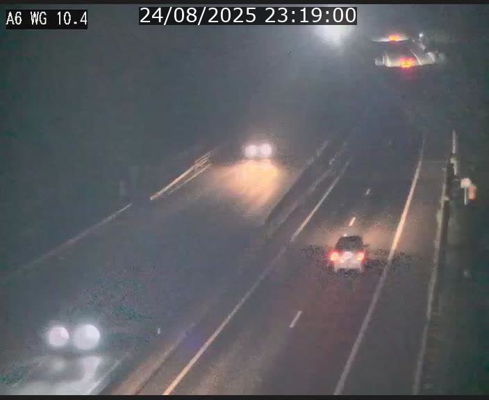 <h2>Traffic live webcam Luxembourg Mamer - A6 - BK 10.4 - direction Luxembourg/France/Allemagne</h2>