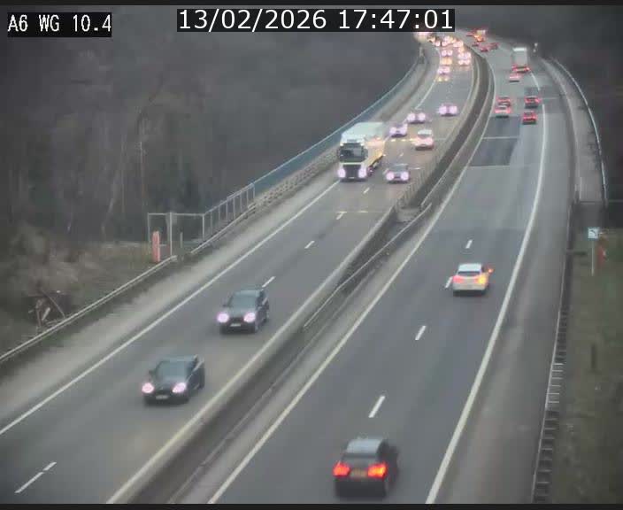 <h2>Traffic live webcam Luxembourg Mamer - A6 - BK 10.4 - direction Luxembourg/France/Allemagne</h2>