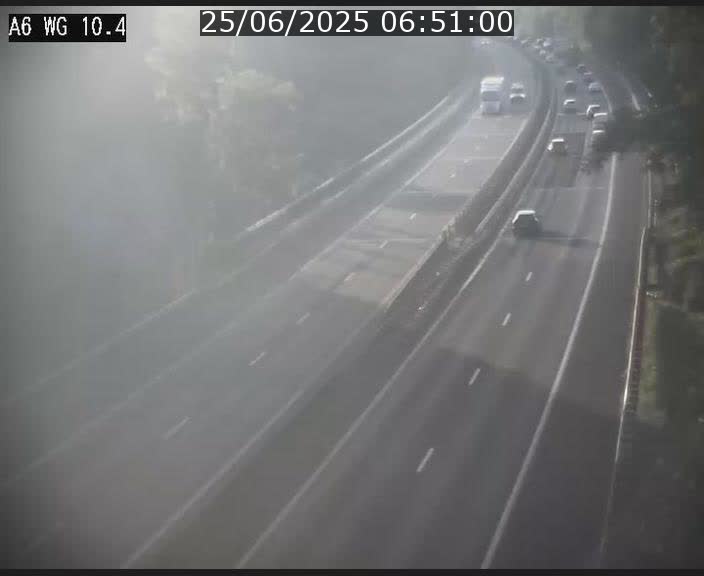 <h2>Traffic live webcam Luxembourg Mamer - A6 - BK 10.4 - direction Luxembourg/France/Allemagne</h2>