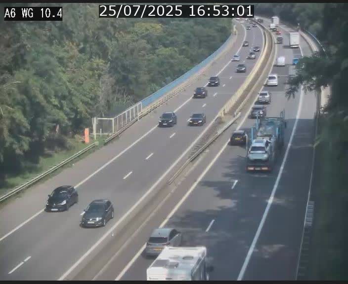 <h2>Traffic live webcam Luxembourg Mamer - A6 - BK 10.4 - direction Luxembourg/France/Allemagne</h2>