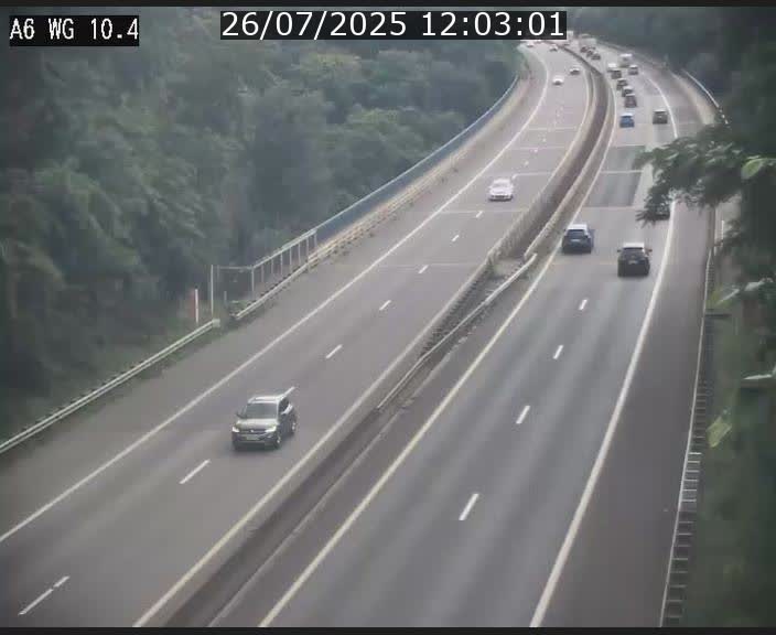 <h2>Traffic live webcam Luxembourg Mamer - A6 - BK 10.4 - direction Luxembourg/France/Allemagne</h2>