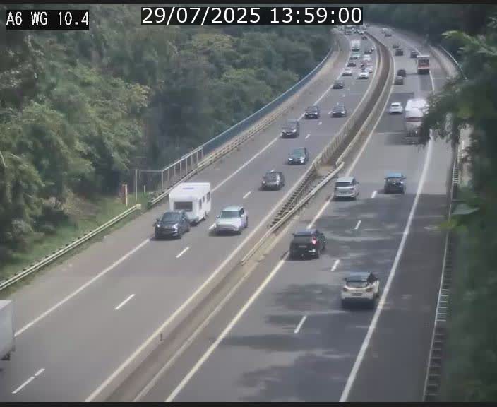 <h2>Traffic live webcam Luxembourg Mamer - A6 - BK 10.4 - direction Luxembourg/France/Allemagne</h2>