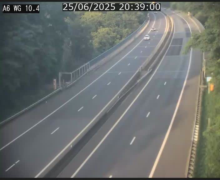 <h2>Traffic live webcam Luxembourg Mamer - A6 - BK 10.4 - direction Luxembourg/France/Allemagne</h2>
