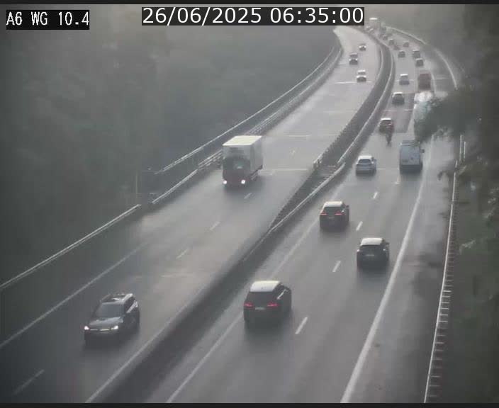 <h2>Traffic live webcam Luxembourg Mamer - A6 - BK 10.4 - direction Luxembourg/France/Allemagne</h2>