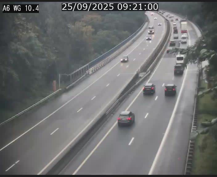 <h2>Traffic live webcam Luxembourg Mamer - A6 - BK 10.4 - direction Luxembourg/France/Allemagne</h2>