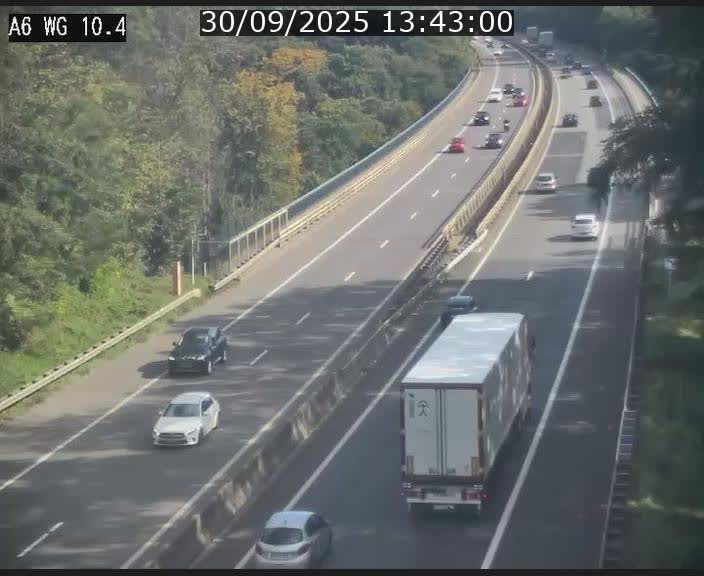 <h2>Traffic live webcam Luxembourg Mamer - A6 - BK 10.4 - direction Luxembourg/France/Allemagne</h2>