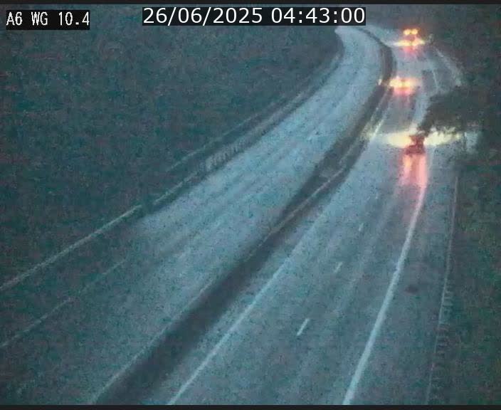 <h2>Traffic live webcam Luxembourg Mamer - A6 - BK 10.4 - direction Luxembourg/France/Allemagne</h2>