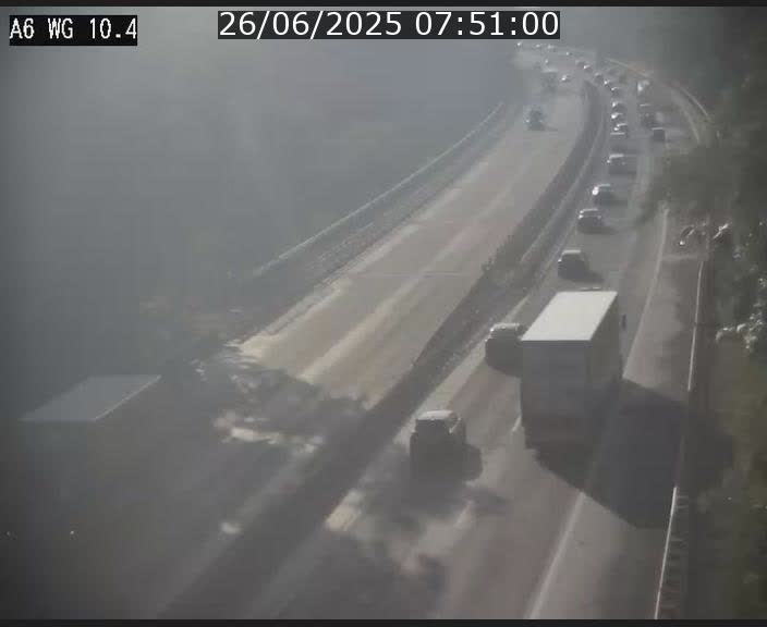 <h2>Traffic live webcam Luxembourg Mamer - A6 - BK 10.4 - direction Luxembourg/France/Allemagne</h2>