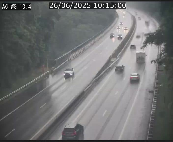 <h2>Traffic live webcam Luxembourg Mamer - A6 - BK 10.4 - direction Luxembourg/France/Allemagne</h2>