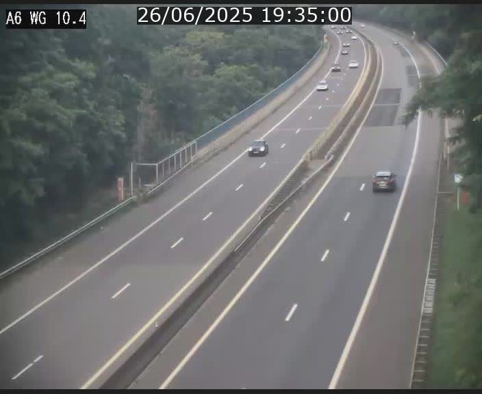 <h2>Traffic live webcam Luxembourg Mamer - A6 - BK 10.4 - direction Luxembourg/France/Allemagne</h2>