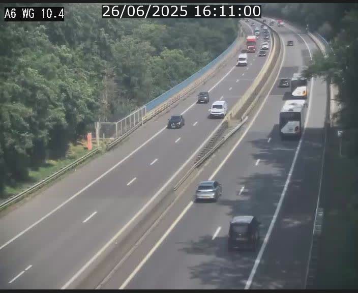 <h2>Traffic live webcam Luxembourg Mamer - A6 - BK 10.4 - direction Luxembourg/France/Allemagne</h2>