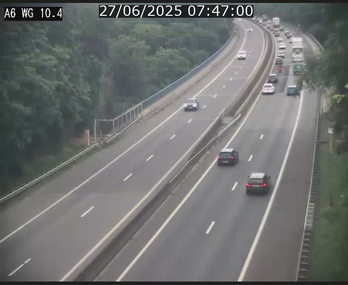 <h2>Traffic live webcam Luxembourg Mamer - A6 - BK 10.4 - direction Luxembourg/France/Allemagne</h2>