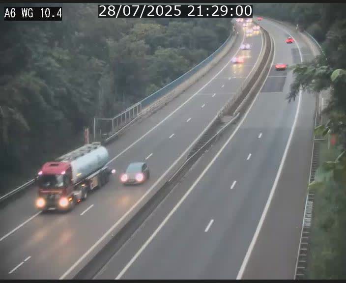 <h2>Traffic live webcam Luxembourg Mamer - A6 - BK 10.4 - direction Luxembourg/France/Allemagne</h2>