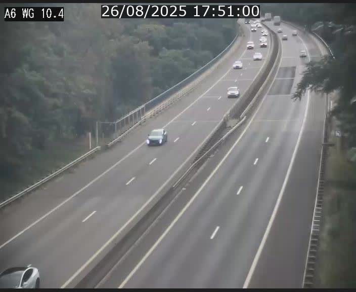 <h2>Traffic live webcam Luxembourg Mamer - A6 - BK 10.4 - direction Luxembourg/France/Allemagne</h2>