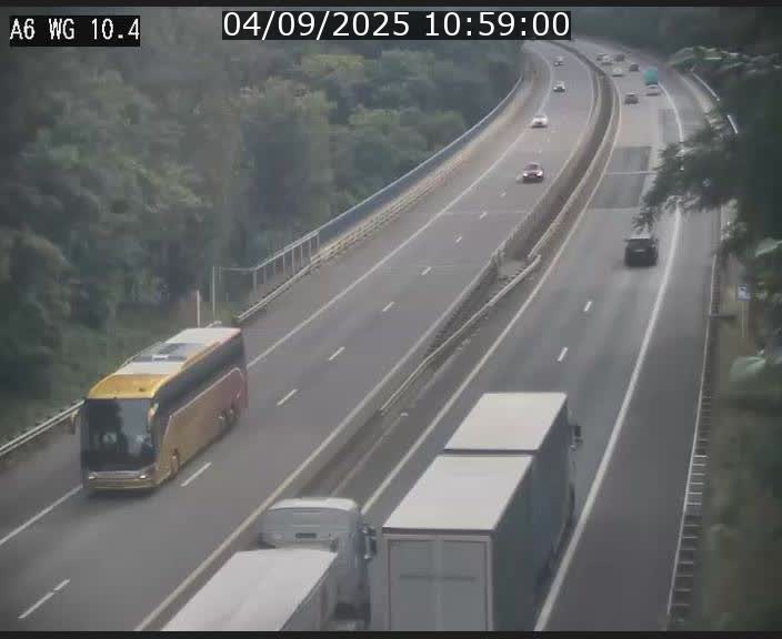 <h2>Traffic live webcam Luxembourg Mamer - A6 - BK 10.4 - direction Luxembourg/France/Allemagne</h2>