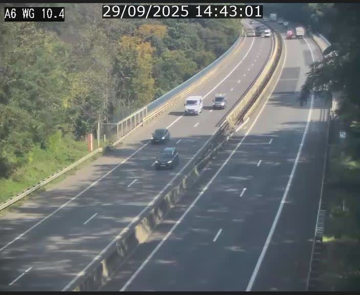 <h2>Traffic live webcam Luxembourg Mamer - A6 - BK 10.4 - direction Luxembourg/France/Allemagne</h2>