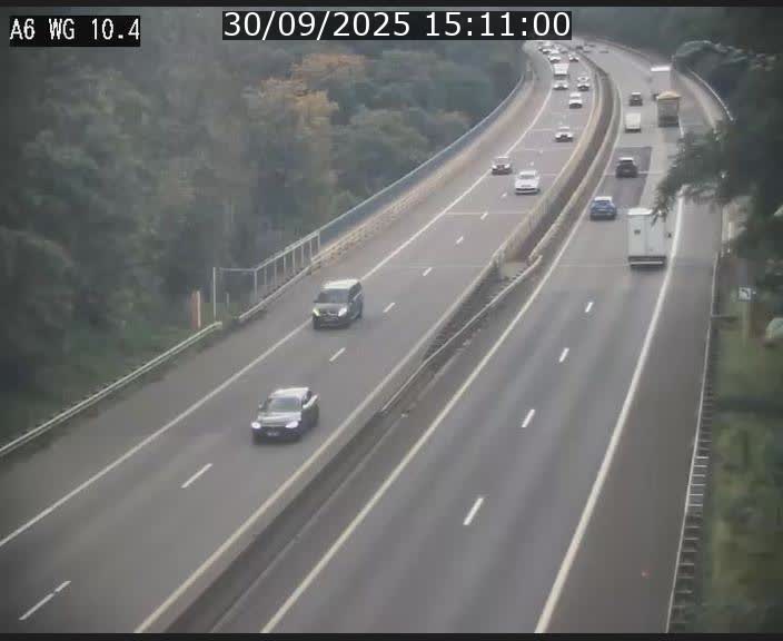 <h2>Traffic live webcam Luxembourg Mamer - A6 - BK 10.4 - direction Luxembourg/France/Allemagne</h2>