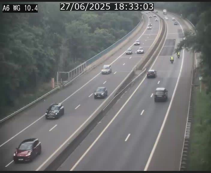 <h2>Traffic live webcam Luxembourg Mamer - A6 - BK 10.4 - direction Luxembourg/France/Allemagne</h2>