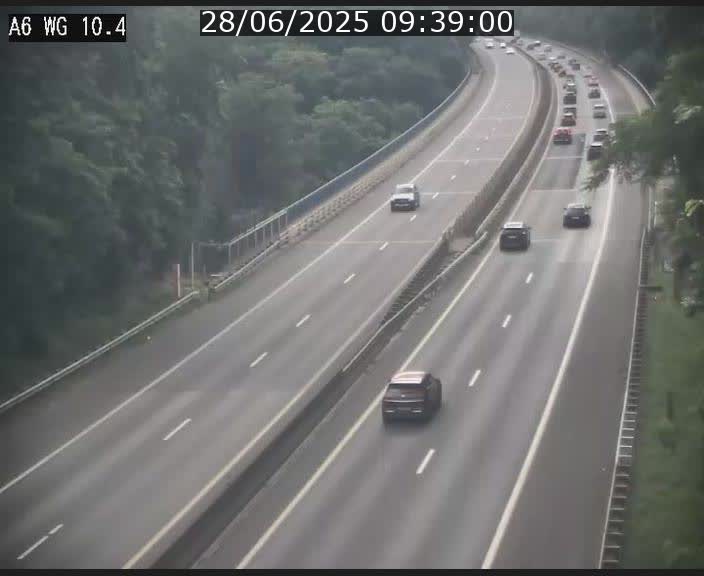 <h2>Traffic live webcam Luxembourg Mamer - A6 - BK 10.4 - direction Luxembourg/France/Allemagne</h2>