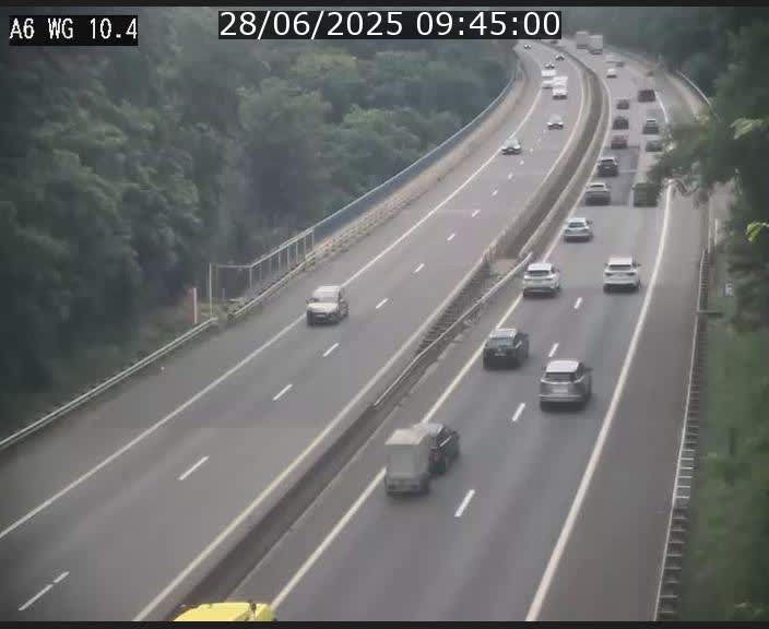 <h2>Traffic live webcam Luxembourg Mamer - A6 - BK 10.4 - direction Luxembourg/France/Allemagne</h2>