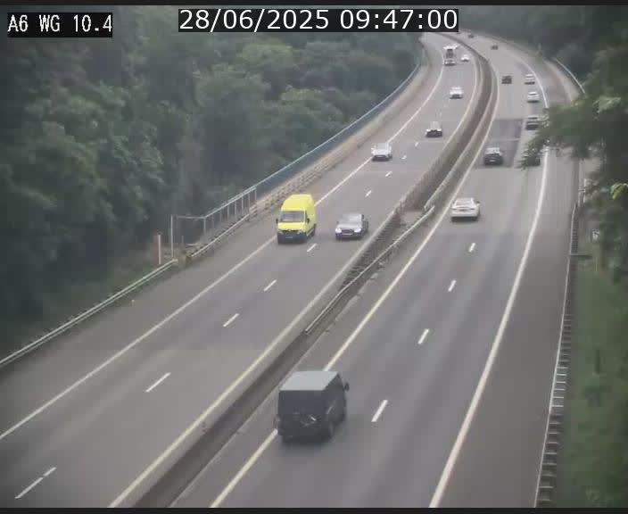 <h2>Traffic live webcam Luxembourg Mamer - A6 - BK 10.4 - direction Luxembourg/France/Allemagne</h2>