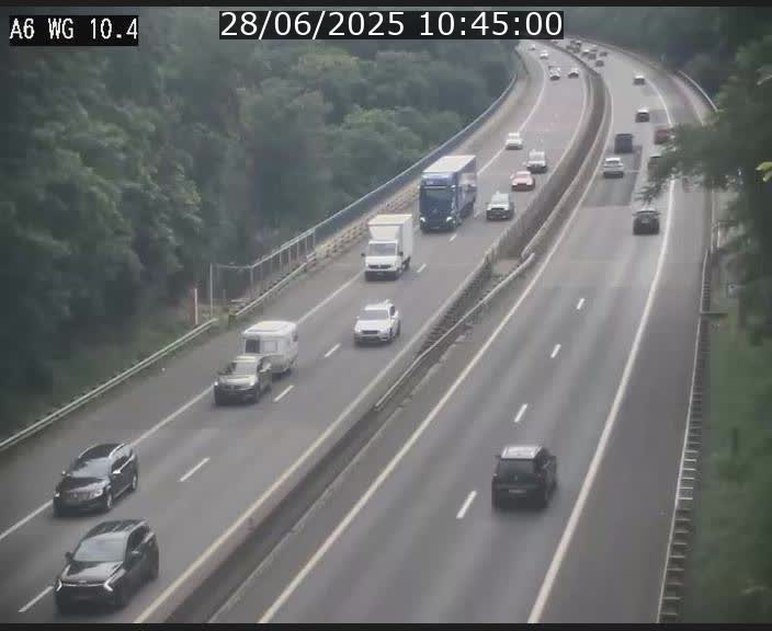 <h2>Traffic live webcam Luxembourg Mamer - A6 - BK 10.4 - direction Luxembourg/France/Allemagne</h2>