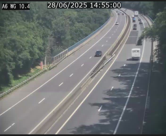 <h2>Traffic live webcam Luxembourg Mamer - A6 - BK 10.4 - direction Luxembourg/France/Allemagne</h2>