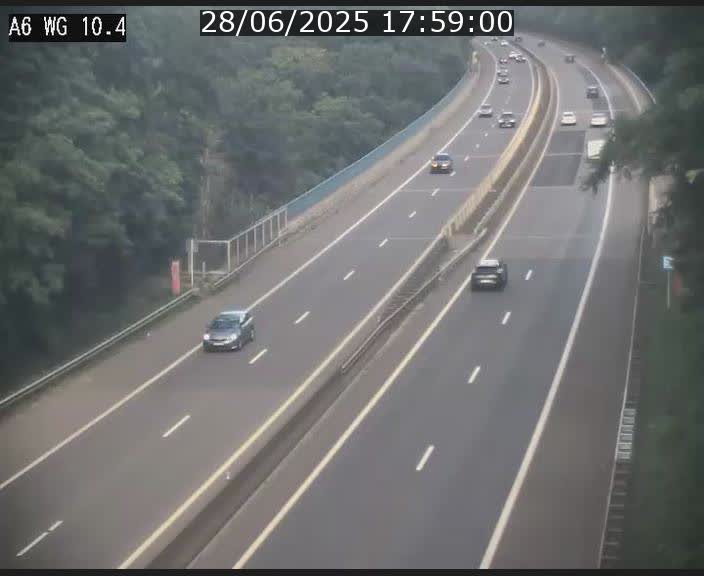 <h2>Traffic live webcam Luxembourg Mamer - A6 - BK 10.4 - direction Luxembourg/France/Allemagne</h2>