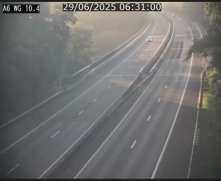 <h2>Traffic live webcam Luxembourg Mamer - A6 - BK 10.4 - direction Luxembourg/France/Allemagne</h2>
