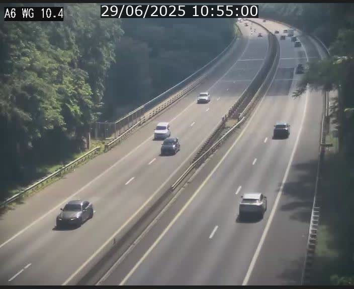 <h2>Traffic live webcam Luxembourg Mamer - A6 - BK 10.4 - direction Luxembourg/France/Allemagne</h2>