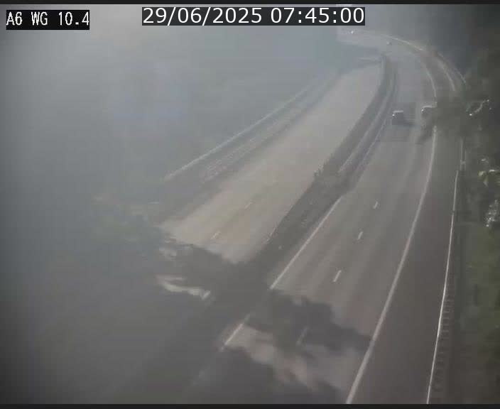 <h2>Traffic live webcam Luxembourg Mamer - A6 - BK 10.4 - direction Luxembourg/France/Allemagne</h2>