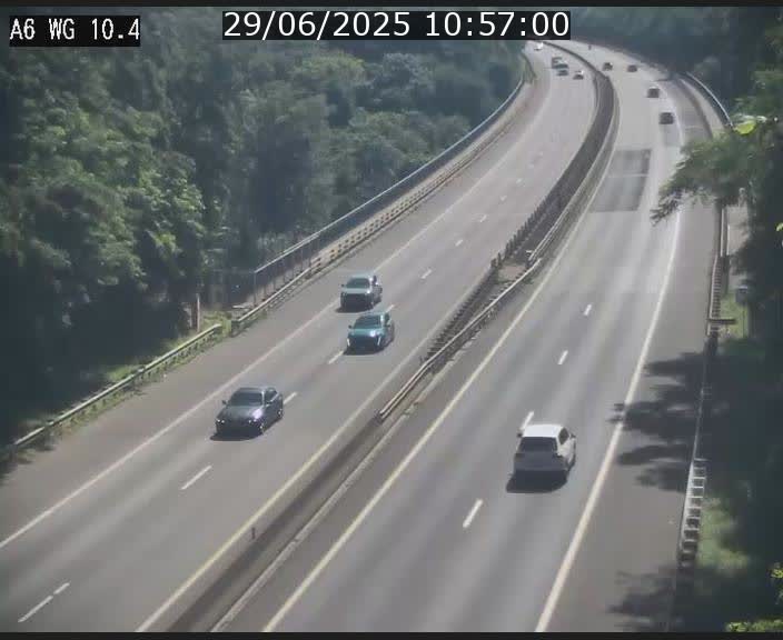 <h2>Traffic live webcam Luxembourg Mamer - A6 - BK 10.4 - direction Luxembourg/France/Allemagne</h2>