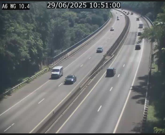 <h2>Traffic live webcam Luxembourg Mamer - A6 - BK 10.4 - direction Luxembourg/France/Allemagne</h2>