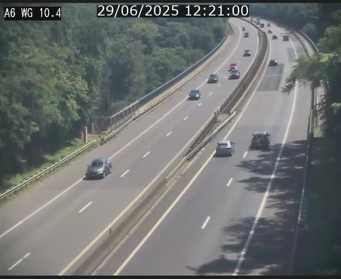 <h2>Traffic live webcam Luxembourg Mamer - A6 - BK 10.4 - direction Luxembourg/France/Allemagne</h2>