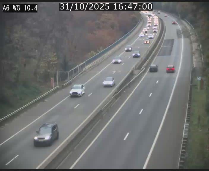 <h2>Traffic live webcam Luxembourg Mamer - A6 - BK 10.4 - direction Luxembourg/France/Allemagne</h2>