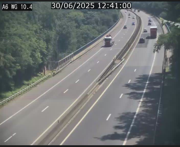 <h2>Traffic live webcam Luxembourg Mamer - A6 - BK 10.4 - direction Luxembourg/France/Allemagne</h2>