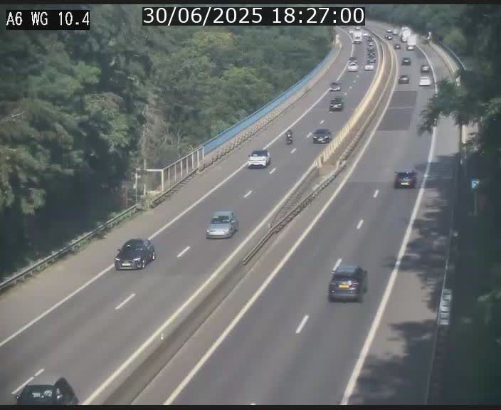 <h2>Traffic live webcam Luxembourg Mamer - A6 - BK 10.4 - direction Luxembourg/France/Allemagne</h2>