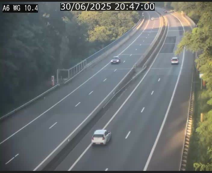 <h2>Traffic live webcam Luxembourg Mamer - A6 - BK 10.4 - direction Luxembourg/France/Allemagne</h2>