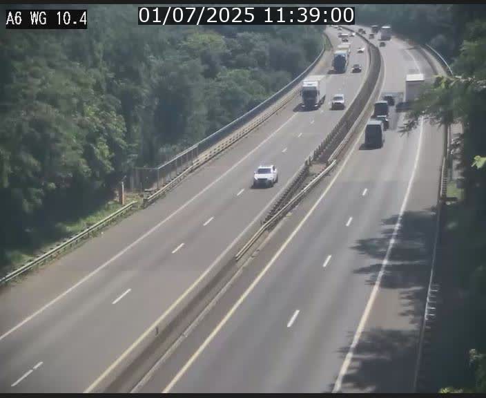 <h2>Traffic live webcam Luxembourg Mamer - A6 - BK 10.4 - direction Luxembourg/France/Allemagne</h2>