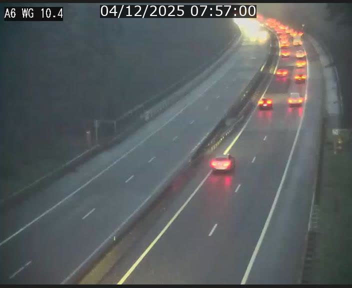 <h2>Traffic live webcam Luxembourg Mamer - A6 - BK 10.4 - direction Luxembourg/France/Allemagne</h2>