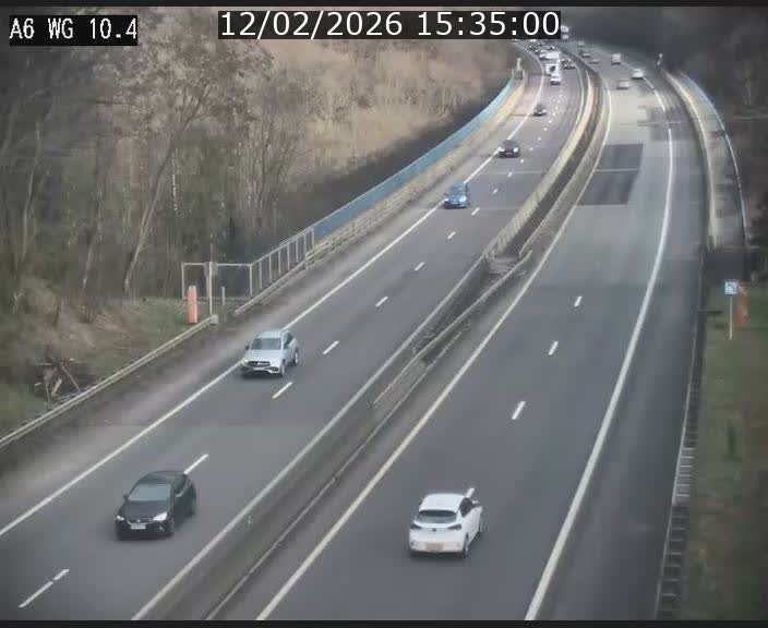 <h2>Traffic live webcam Luxembourg Mamer - A6 - BK 10.4 - direction Luxembourg/France/Allemagne</h2>