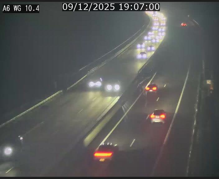 <h2>Traffic live webcam Luxembourg Mamer - A6 - BK 10.4 - direction Luxembourg/France/Allemagne</h2>