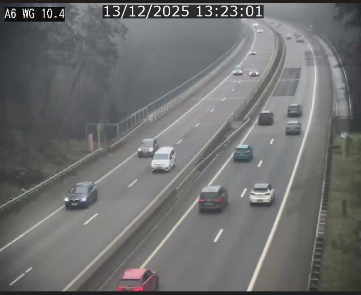 <h2>Traffic live webcam Luxembourg Mamer - A6 - BK 10.4 - direction Luxembourg/France/Allemagne</h2>