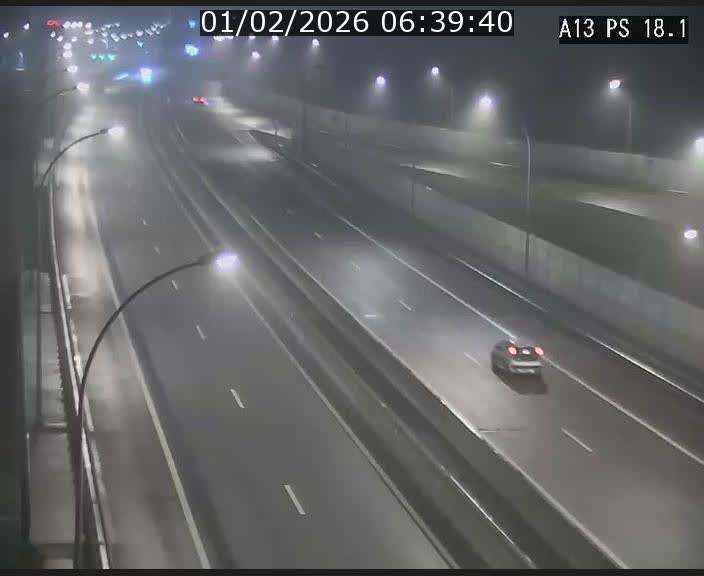 Traffic live webcam Luxembourg Dudelange - A13 direction Croix de Bettembourg - BK 18.1