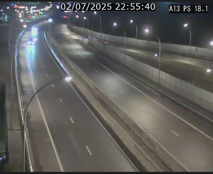 Traffic live webcam Luxembourg Dudelange - A13 direction Croix de Bettembourg - BK 18.1