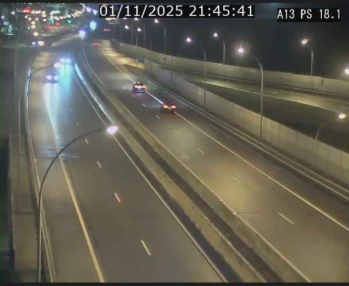 <h2>Traffic live webcam Luxembourg Dudelange - A13 direction Croix de Bettembourg - BK 18.1</h2>