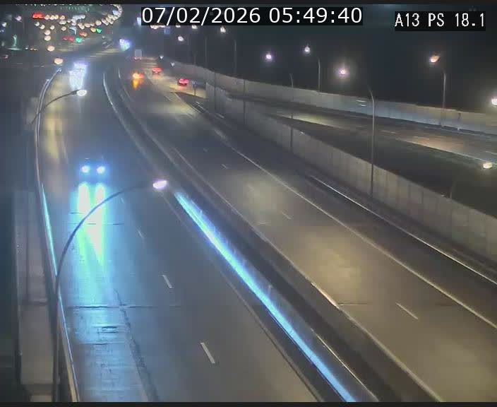 <h2>Traffic live webcam Luxembourg Dudelange - A13 direction Croix de Bettembourg - BK 18.1</h2>