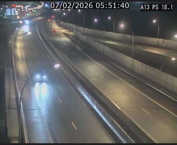 <h2>Traffic live webcam Luxembourg Dudelange - A13 direction Croix de Bettembourg - BK 18.1</h2>