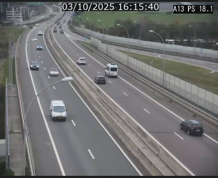 <h2>Traffic live webcam Luxembourg Dudelange - A13 direction Croix de Bettembourg - BK 18.1</h2>