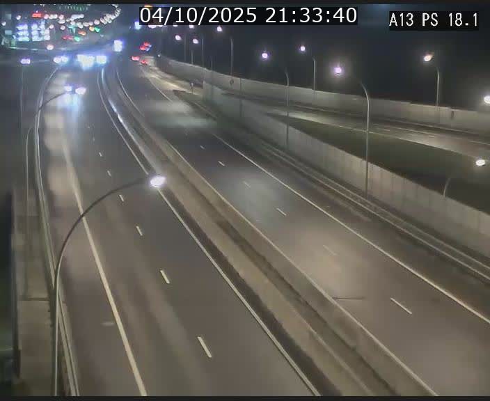 <h2>Traffic live webcam Luxembourg Dudelange - A13 direction Croix de Bettembourg - BK 18.1</h2>